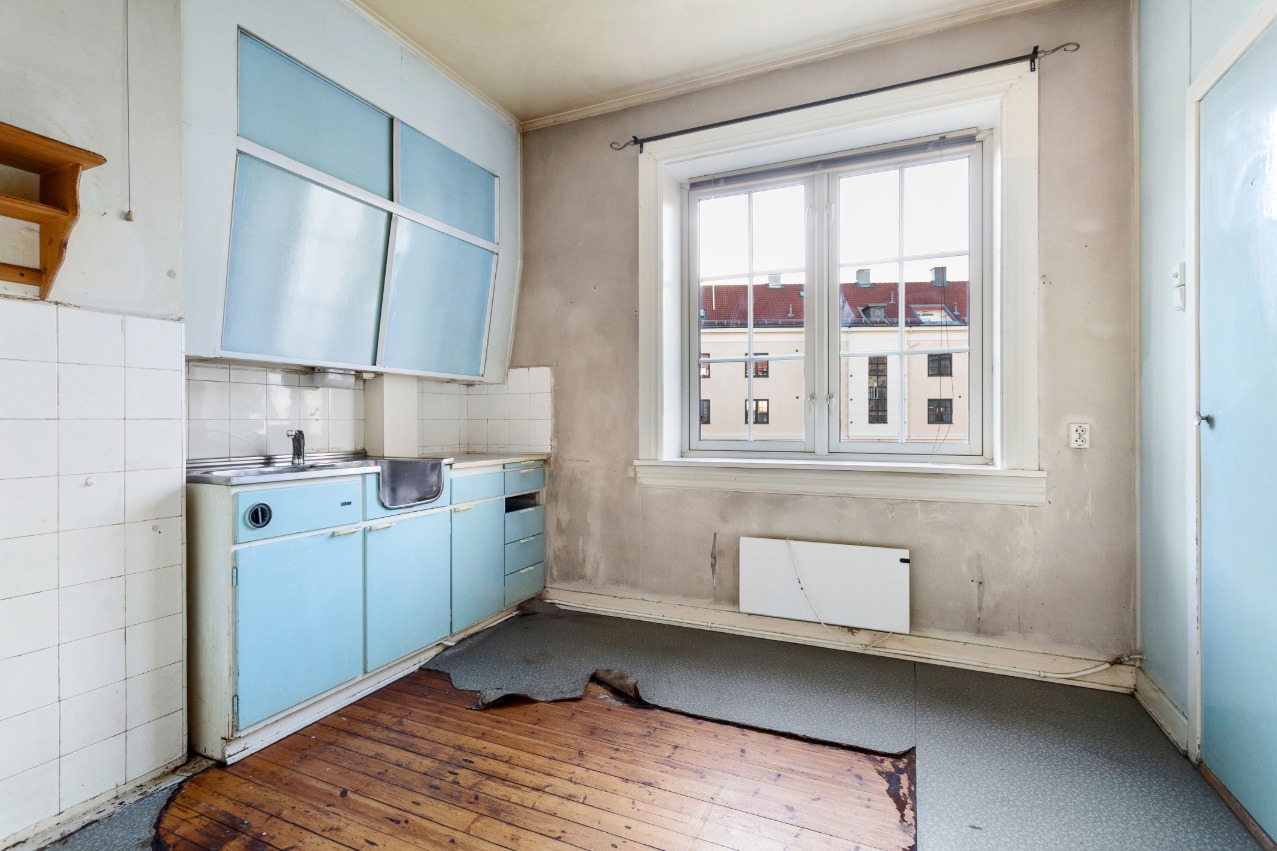 Virtual renovation before